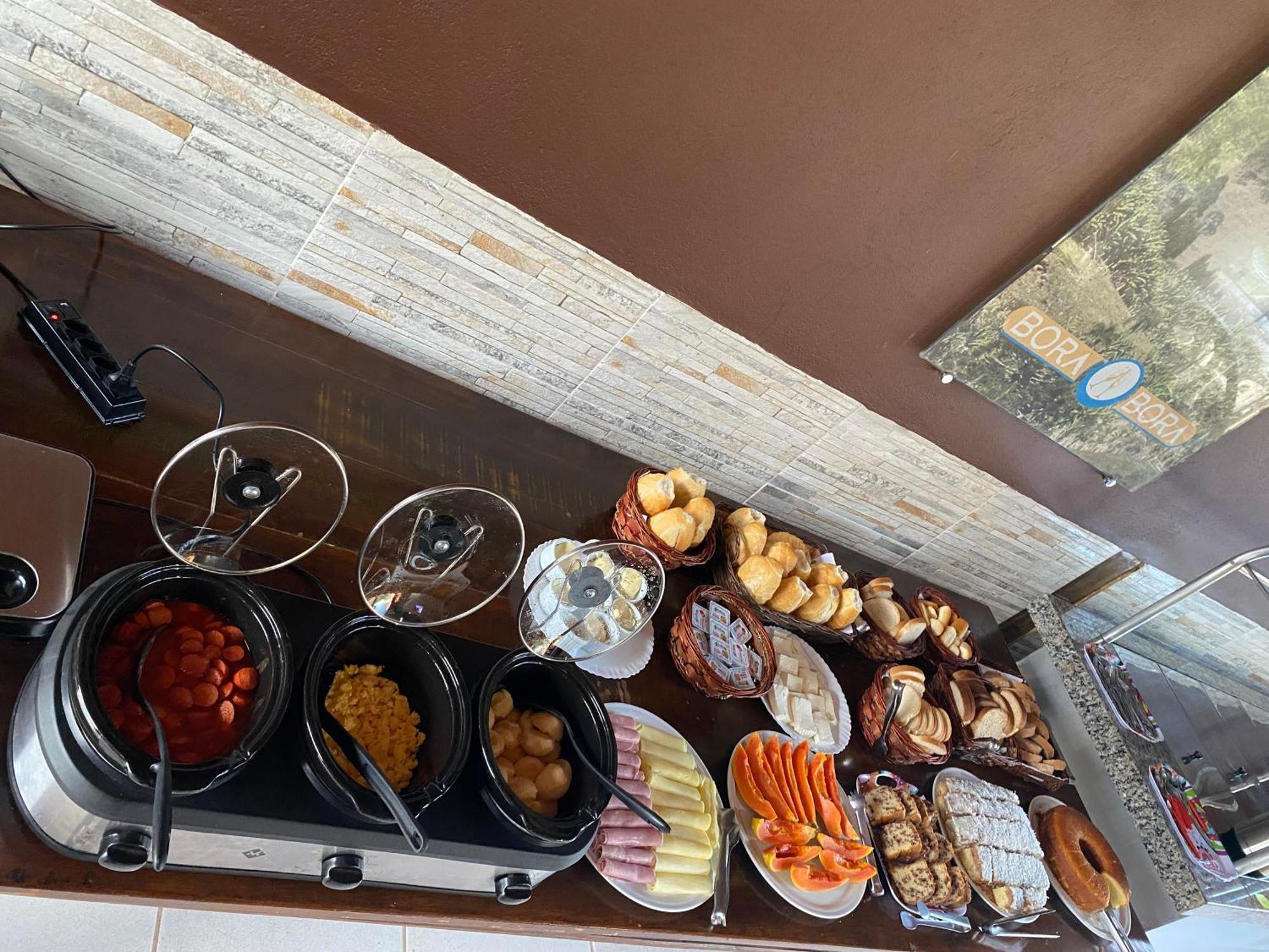 Pousada E Restaurante Bora Bora Da Serra Sao Bento do Sapucai Ngoại thất bức ảnh